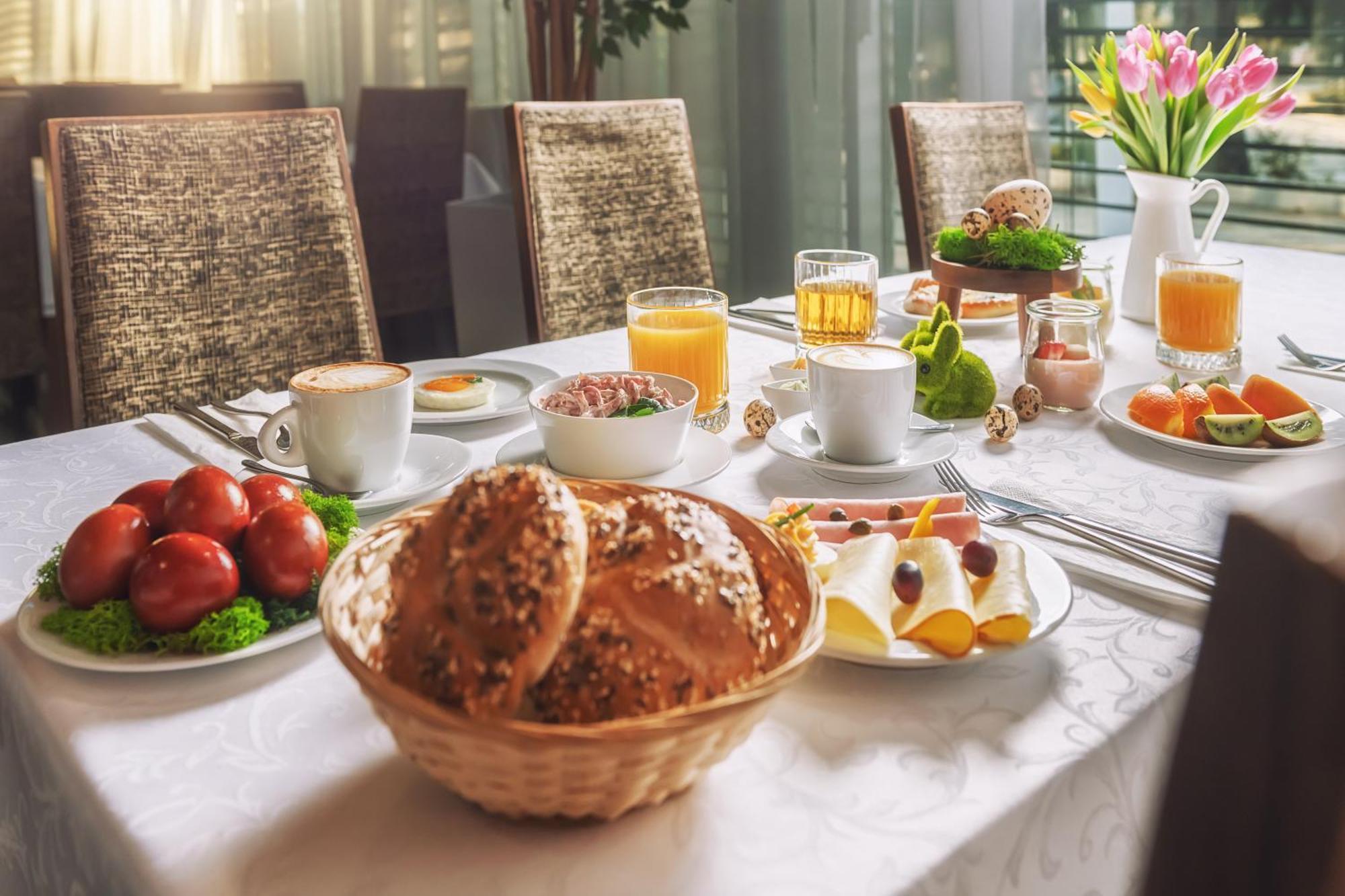 Hotel Janosik Liptovsky Mikulas Bagian luar foto